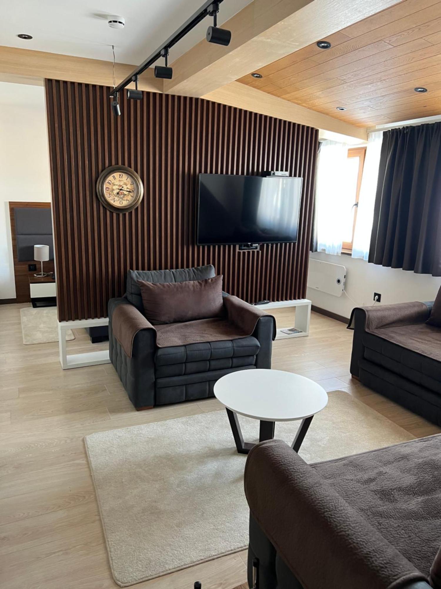 Family Apartmans Harry- Apartmans Of The Apart Hotel & Spa Zoned, Kopaonik - Special Benefit, Children Up To 13 Years Of Age Accompanied By Two Adults Stay For Free-Parking-Breakfast-Pool&Spa Ngoại thất bức ảnh